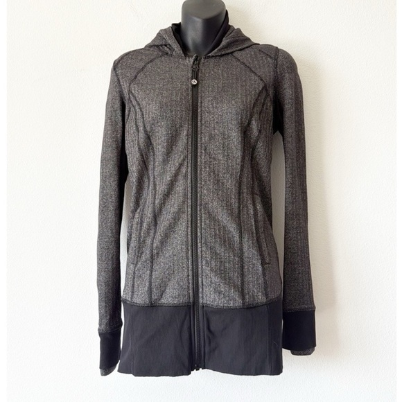 Lululemon Daily Practice Jacket
Heathered Herringbone Heathered Black Black - Picture 3 of 15